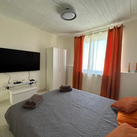 Apartment Domisol Duplex Near Sea *