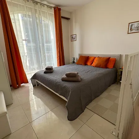 Domisol Duplex Near Sea Apartment St. Paul's Bay