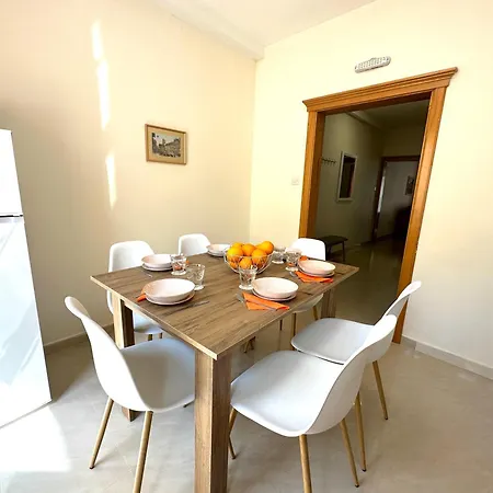 Domisol Duplex Near Sea St. Paul's Bay