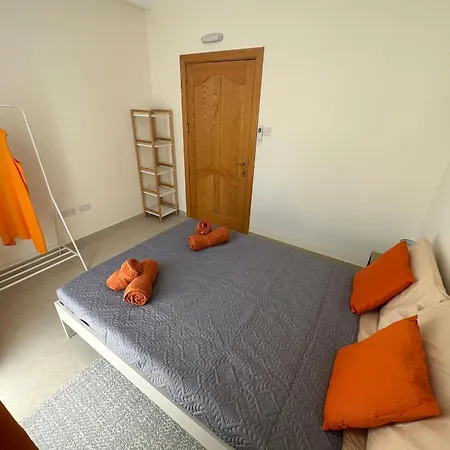 Apartment Domisol Duplex Near Sea St. Paul's Bay